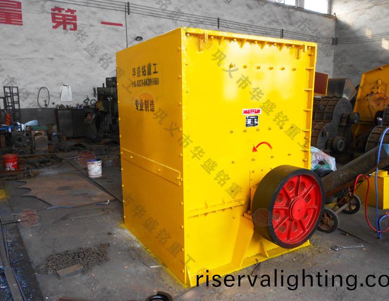 砂石線齣料均勻破碎機