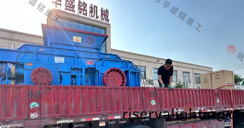 液壓對輥製砂機